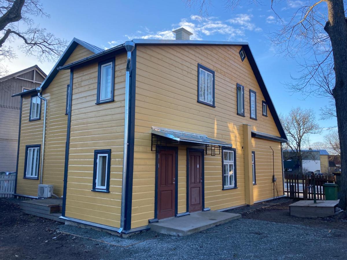 Lossi Apartment Kuressaare Exterior photo