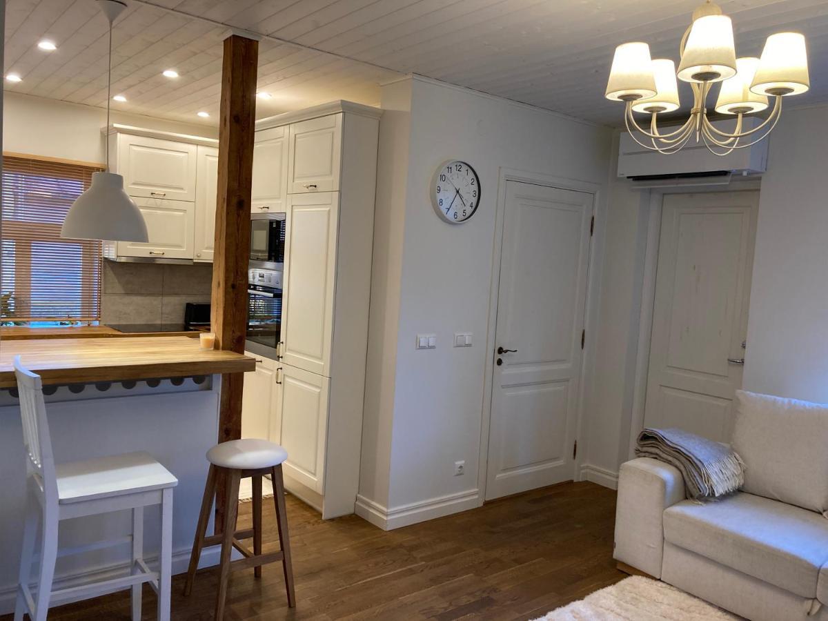 Lossi Apartment Kuressaare Exterior photo