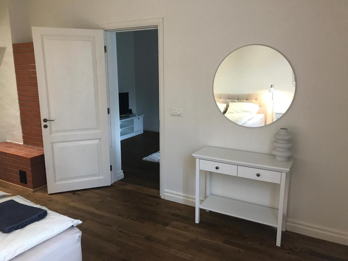 Lossi Apartment Kuressaare Exterior photo
